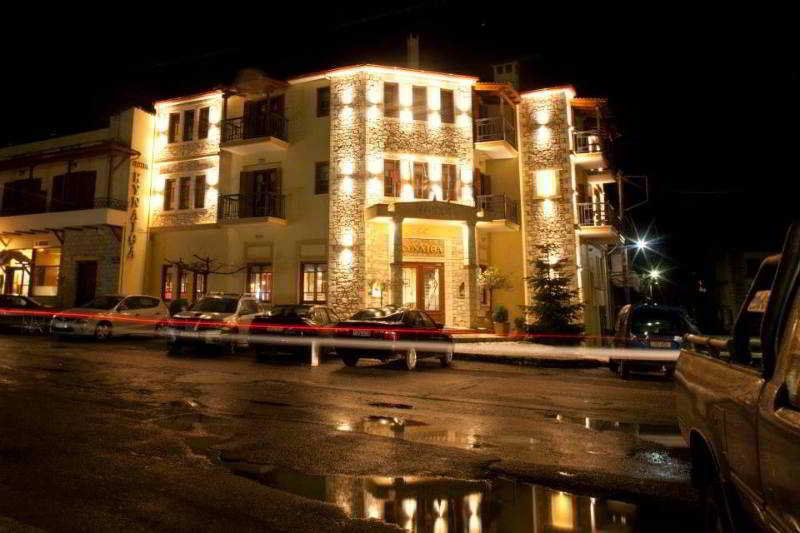 Hotel Kynaitha Калаврита Екстер'єр фото